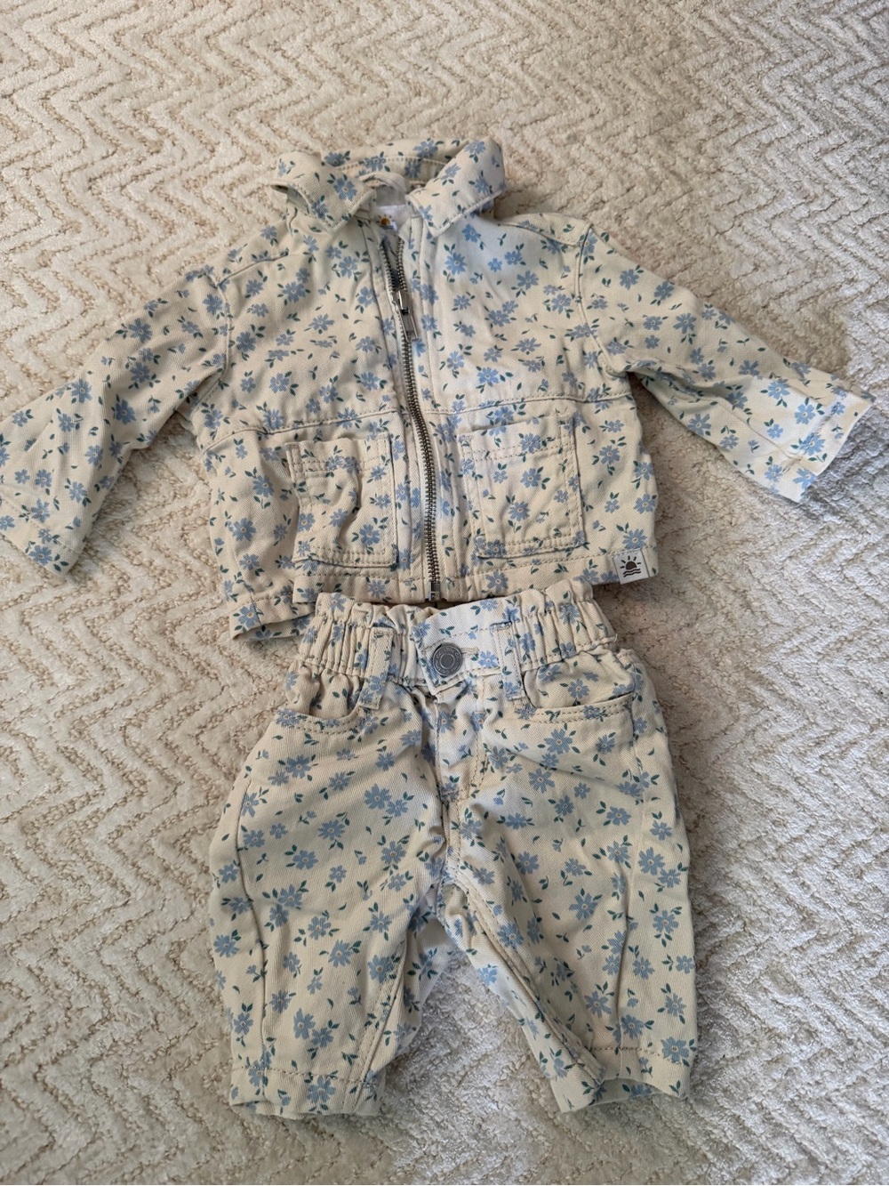 Kids Floral Matching Jacket & Pants Set - Cream with Blue Flowers